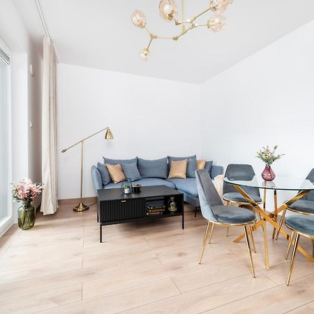Manufaktura Residence - Apartamenty Prestiz Z Garazem Podziemnym I Dwoma Lazienkami 罗兹 外观 照片