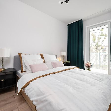Manufaktura Residence - Apartamenty Prestiz Z Garazem Podziemnym I Dwoma Lazienkami 罗兹 外观 照片