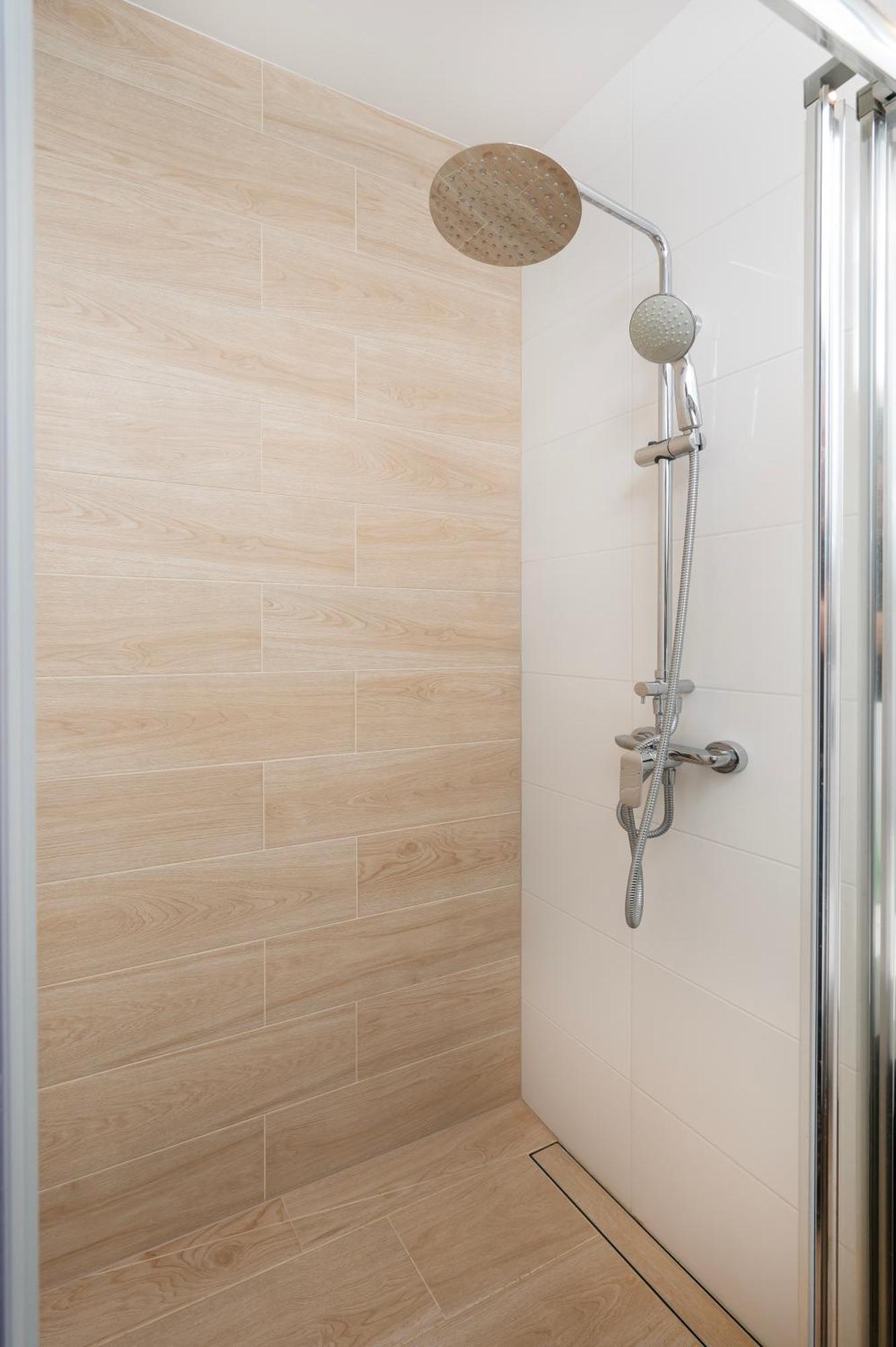 Manufaktura Residence - Apartamenty Prestiz Z Garazem Podziemnym I Dwoma Lazienkami 罗兹 外观 照片
