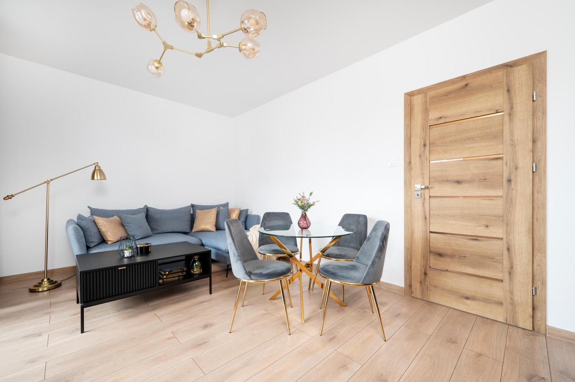 Manufaktura Residence - Apartamenty Prestiz Z Garazem Podziemnym I Dwoma Lazienkami 罗兹 外观 照片