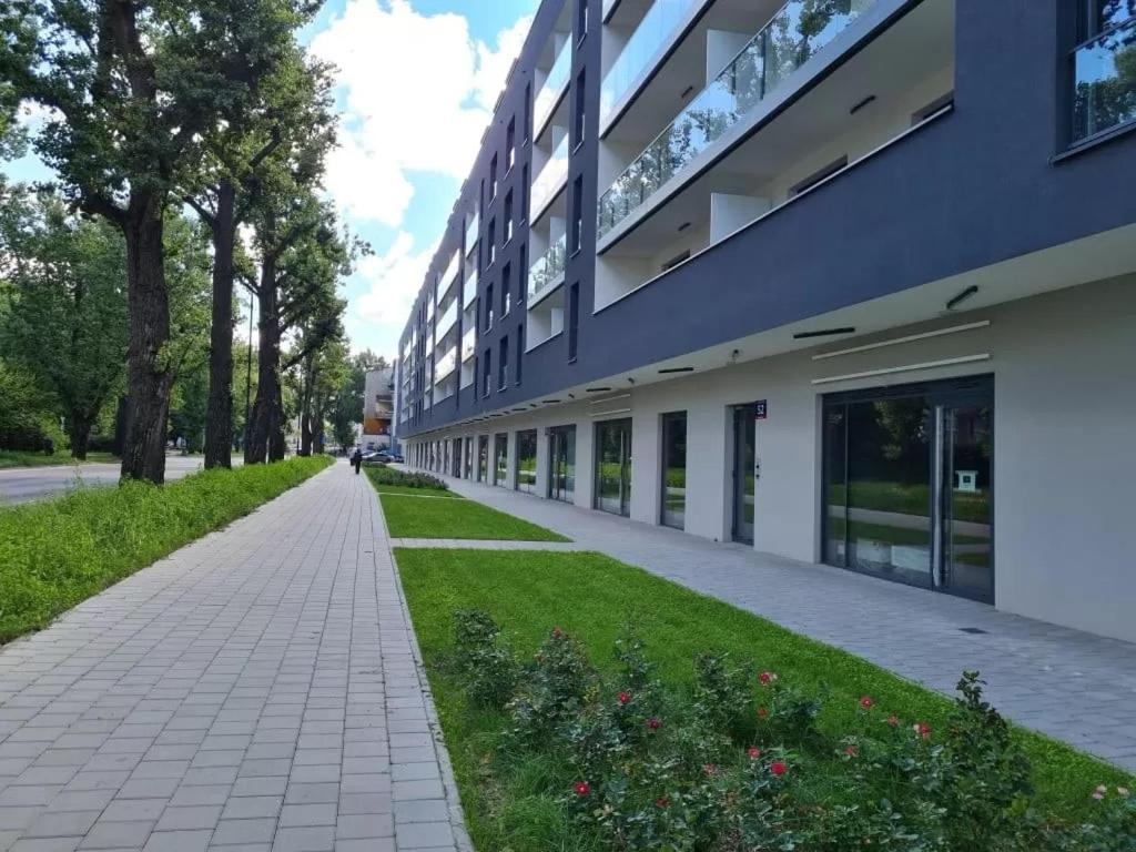 Manufaktura Residence - Apartamenty Prestiz Z Garazem Podziemnym I Dwoma Lazienkami 罗兹 外观 照片