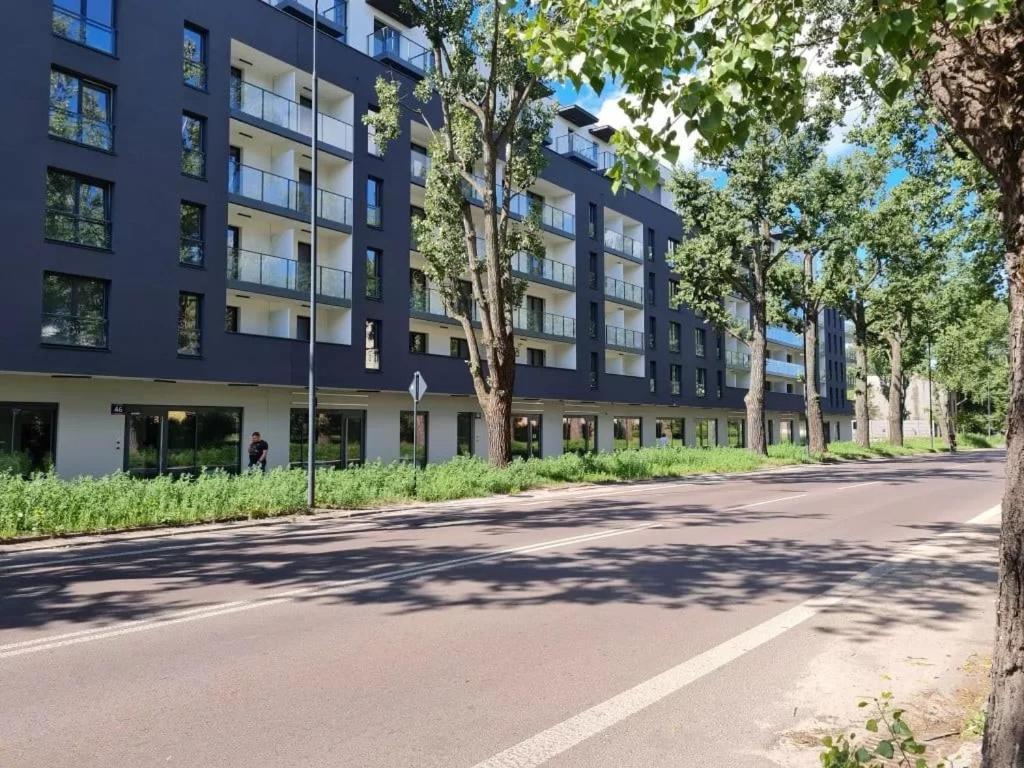 Manufaktura Residence - Apartamenty Prestiz Z Garazem Podziemnym I Dwoma Lazienkami 罗兹 外观 照片